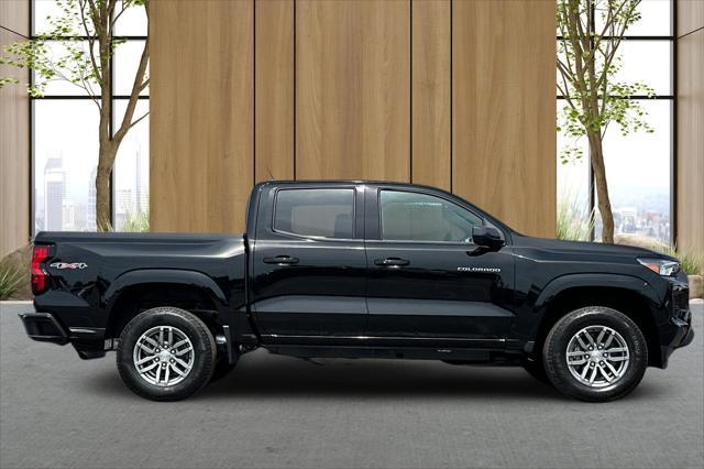 new 2024 Chevrolet Colorado car, priced at $40,020