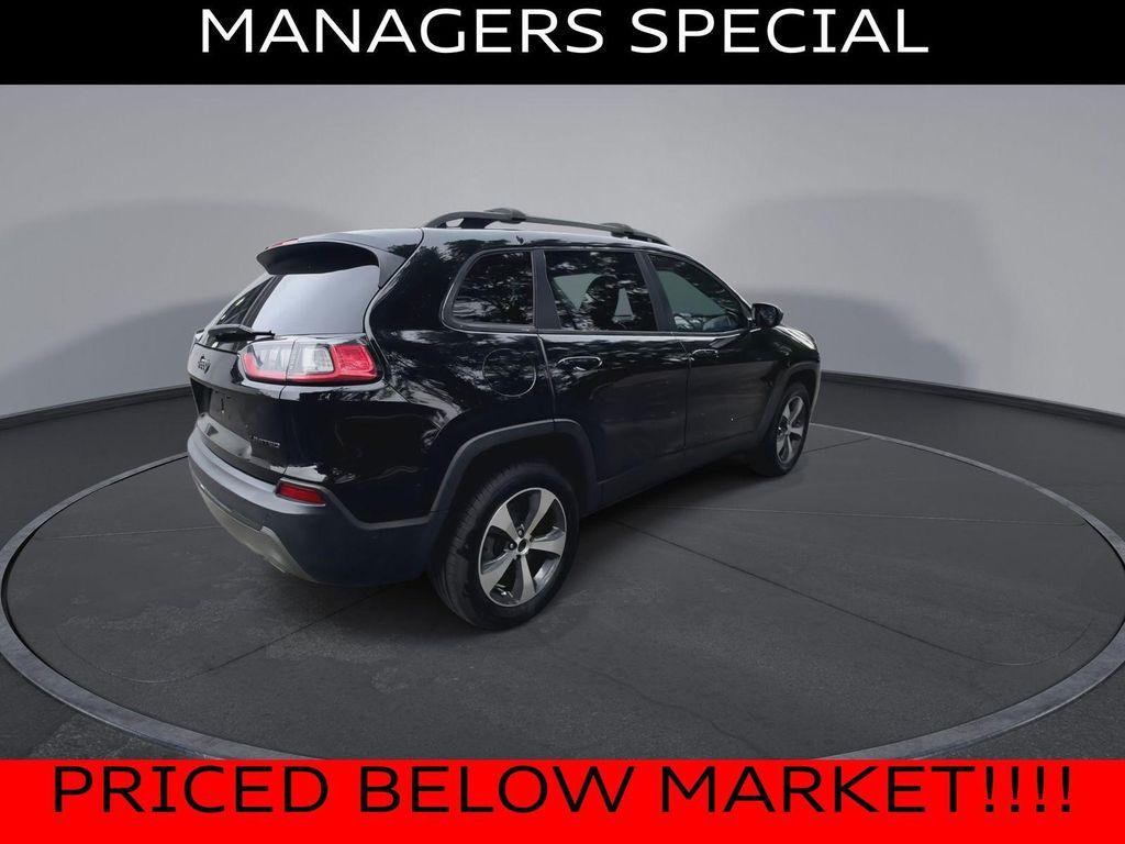 used 2019 Jeep Cherokee car, priced at $10,990