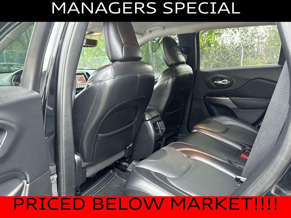 used 2019 Jeep Cherokee car, priced at $10,990