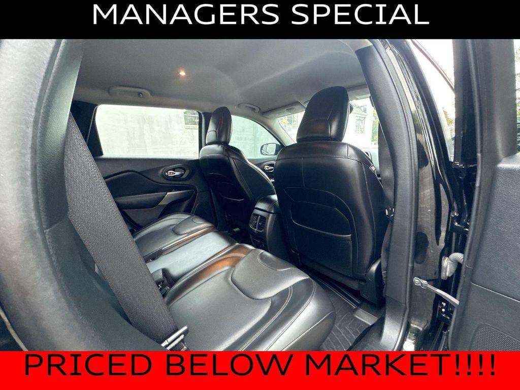 used 2019 Jeep Cherokee car, priced at $10,990