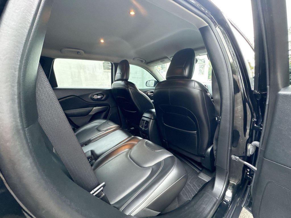 used 2019 Jeep Cherokee car, priced at $11,790