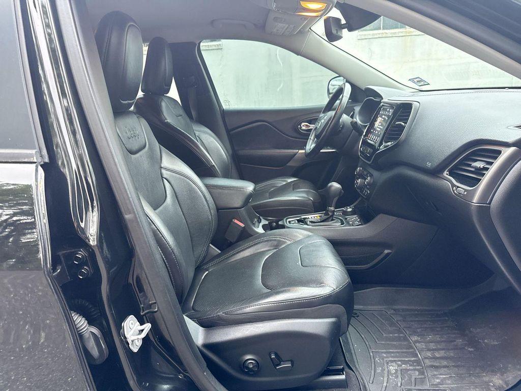 used 2019 Jeep Cherokee car, priced at $11,790