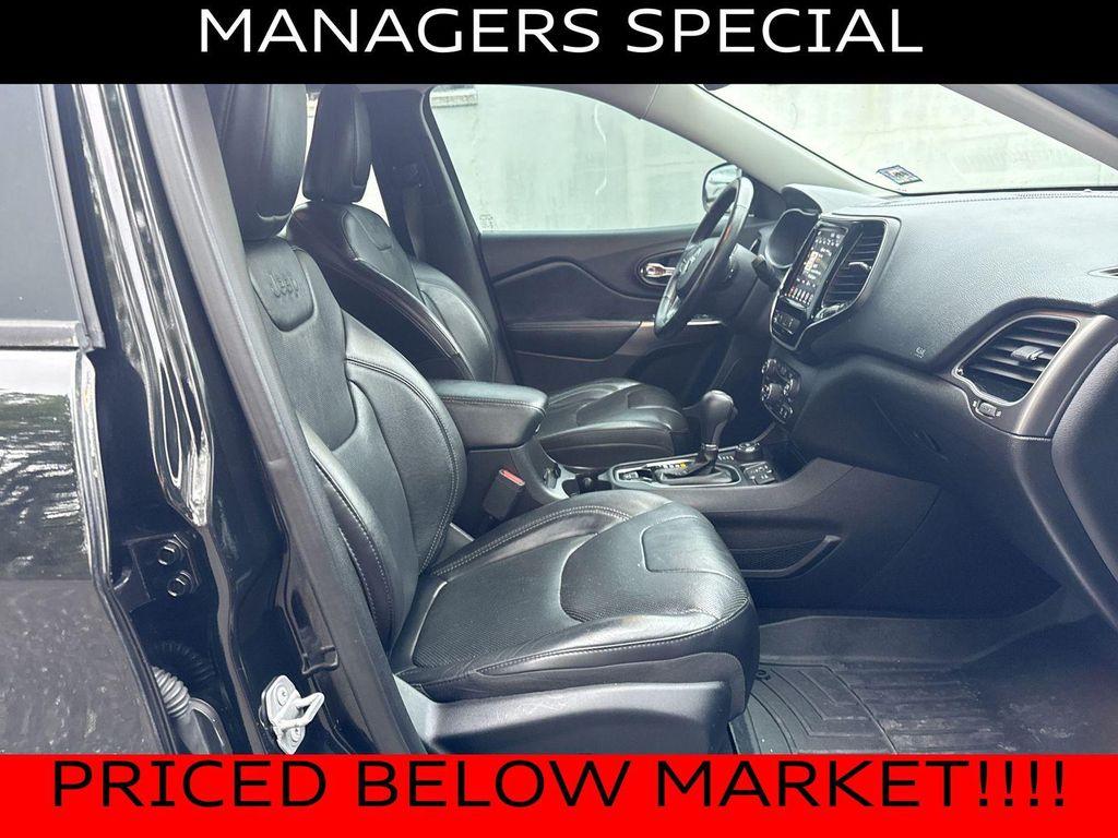 used 2019 Jeep Cherokee car, priced at $10,990