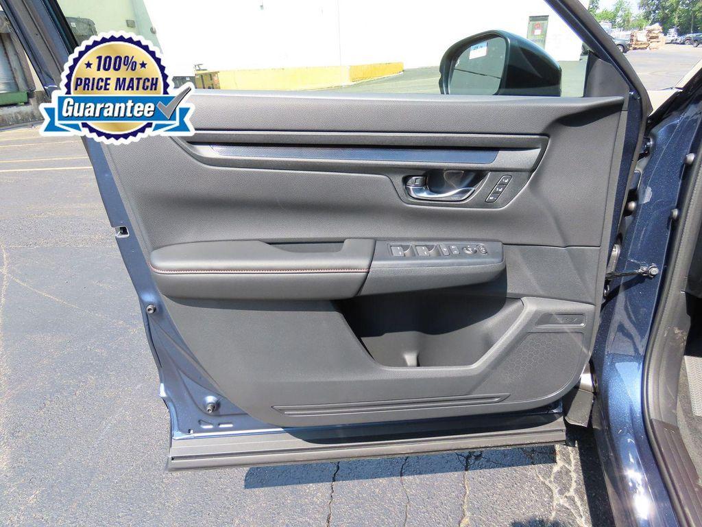 new 2026 Honda CR-V Hybrid car, priced at $39,653