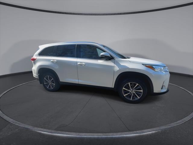 used 2019 Toyota Highlander car, priced at $24,271