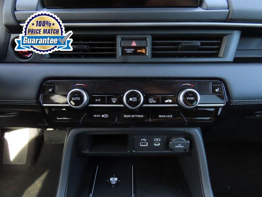 new 2025 Honda Pilot car, priced at $42,053