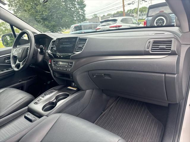 used 2022 Honda Pilot car, priced at $30,500