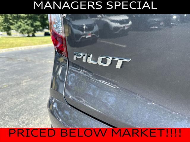 used 2022 Honda Pilot car, priced at $29,300