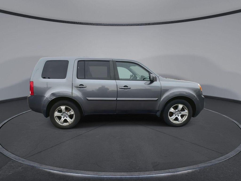 used 2013 Honda Pilot car, priced at $10,000
