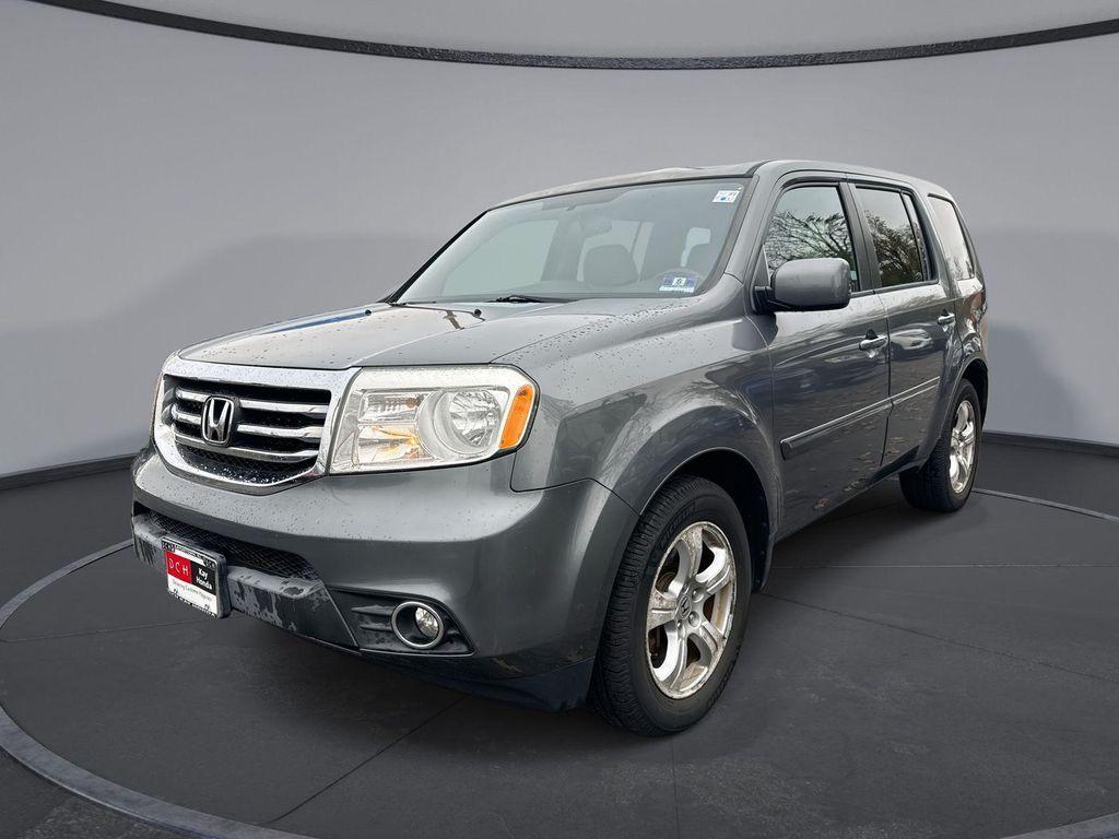used 2013 Honda Pilot car, priced at $10,000