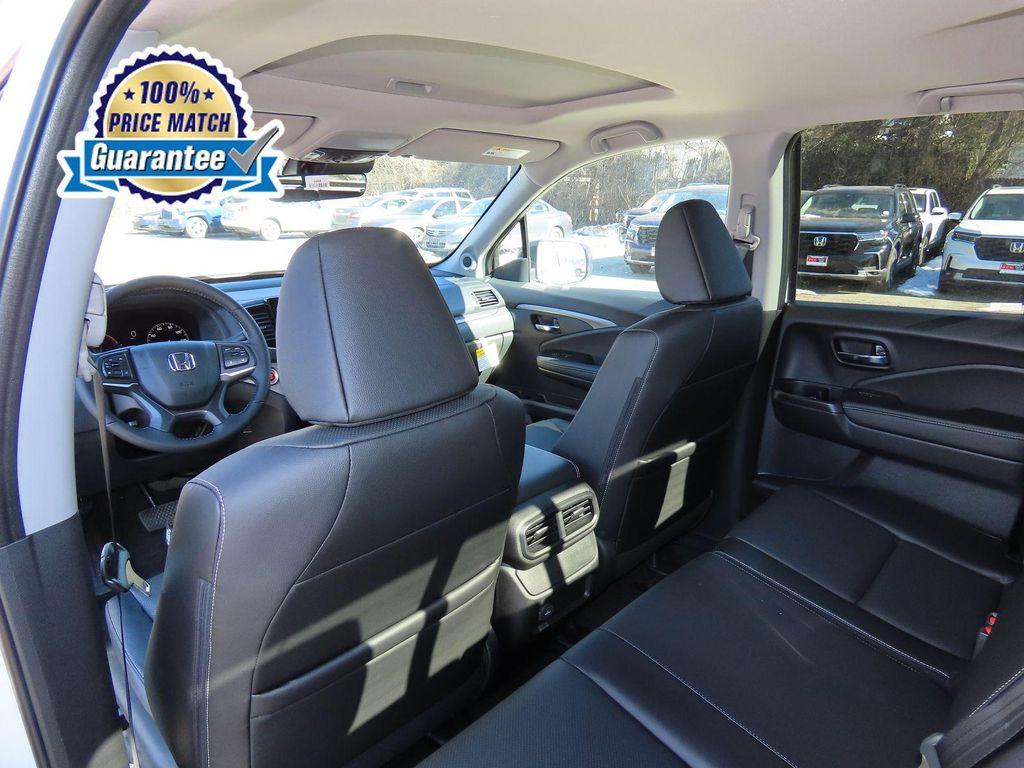 new 2025 Honda Ridgeline car, priced at $39,594