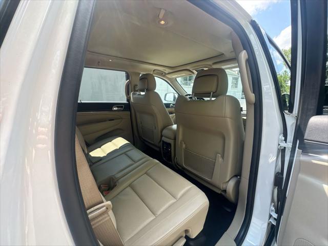 used 2020 Jeep Grand Cherokee car, priced at $15,500
