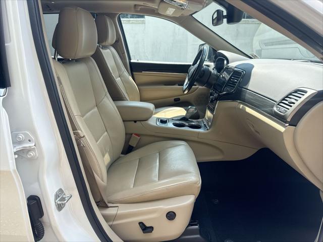 used 2020 Jeep Grand Cherokee car, priced at $15,500