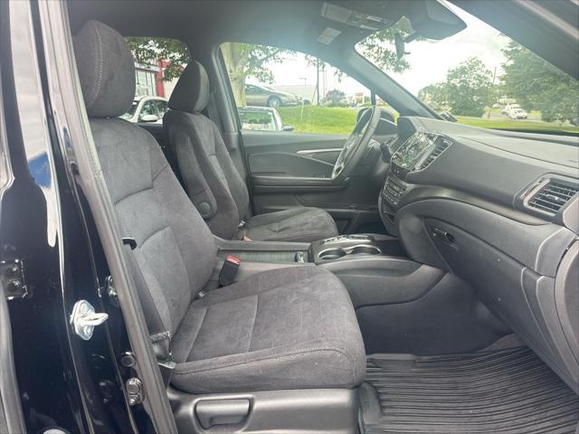 used 2022 Honda Pilot car, priced at $28,765