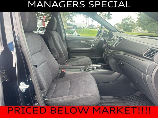 used 2022 Honda Pilot car, priced at $27,900