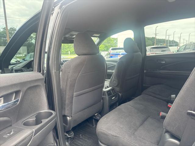 used 2022 Honda Pilot car, priced at $28,765