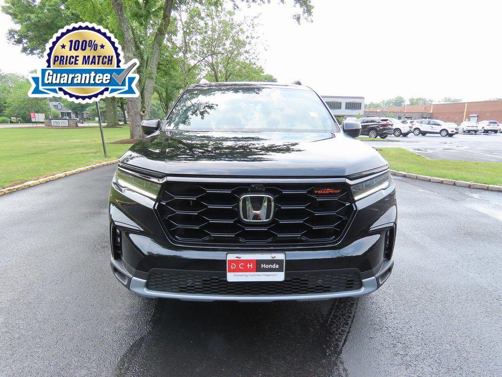 new 2025 Honda Pilot car, priced at $47,912