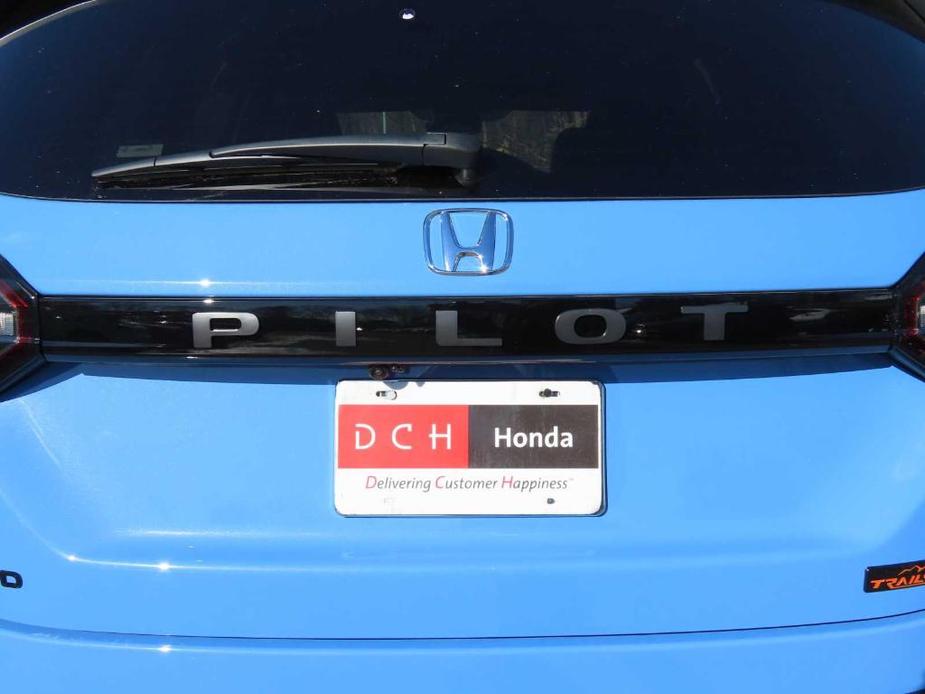 new 2025 Honda Pilot car, priced at $52,950