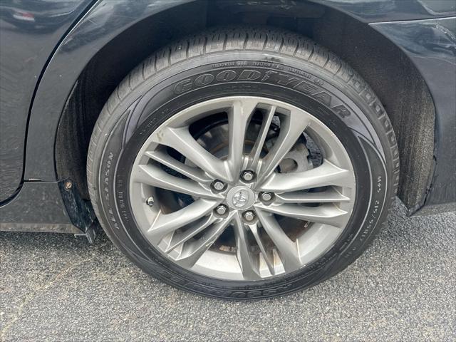 used 2017 Toyota Camry car, priced at $15,257