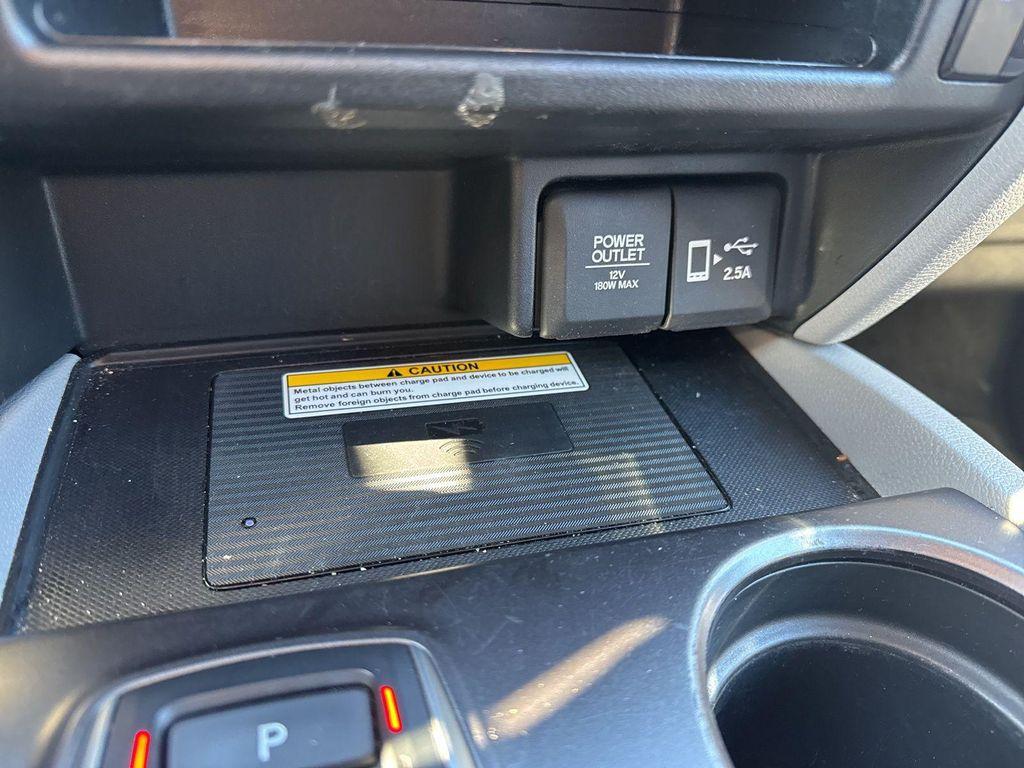 used 2022 Honda Pilot car, priced at $29,290