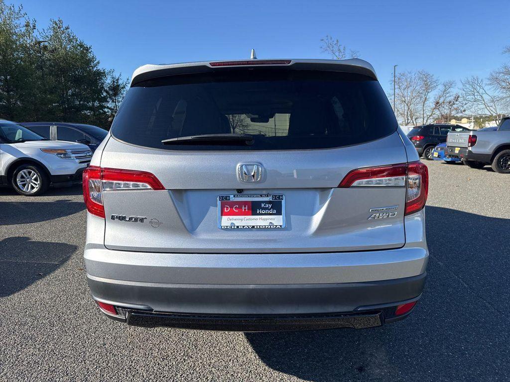 used 2022 Honda Pilot car, priced at $29,290