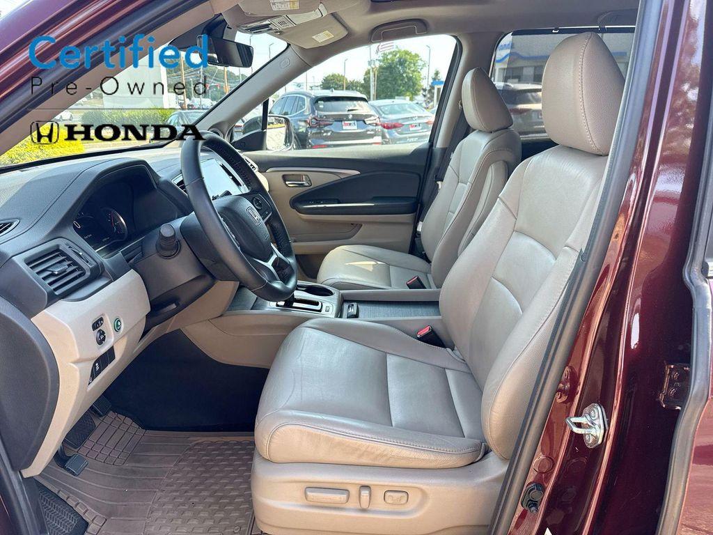used 2020 Honda Pilot car, priced at $25,000