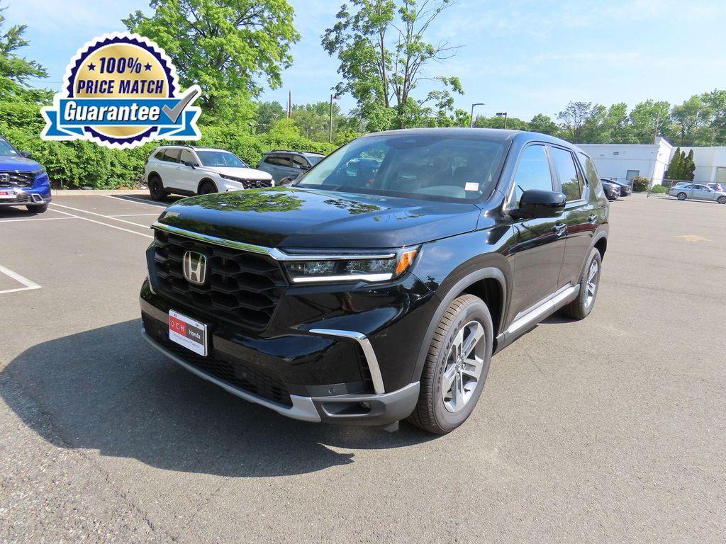 new 2025 Honda Pilot car, priced at $44,594
