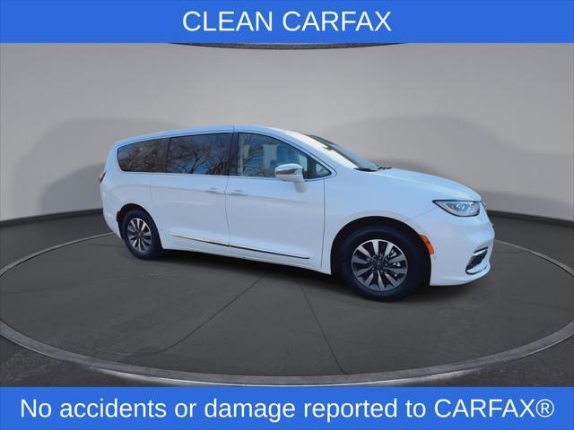 used 2022 Chrysler Pacifica Hybrid car, priced at $25,949