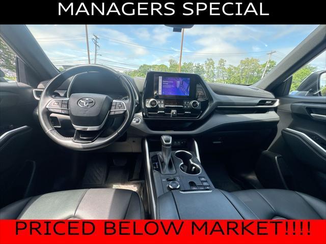 used 2023 Toyota Highlander car, priced at $33,300