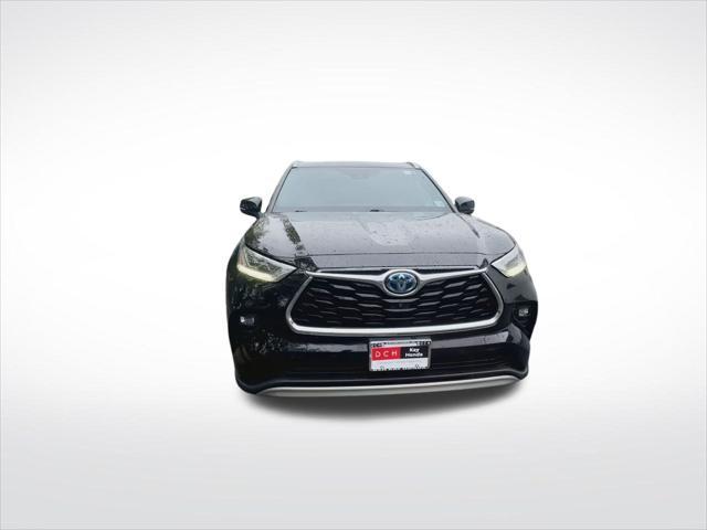 used 2021 Toyota Highlander Hybrid car, priced at $33,473