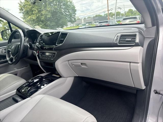 used 2022 Honda Pilot car, priced at $30,035