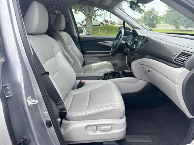 used 2022 Honda Pilot car, priced at $30,035