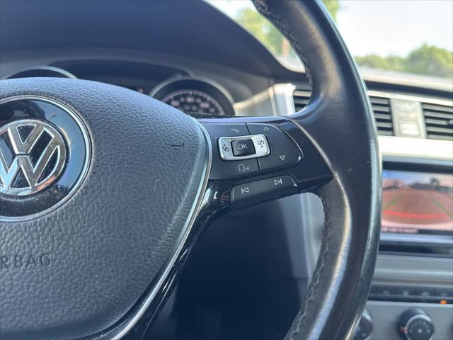 used 2015 Volkswagen Golf SportWagen car, priced at $10,896