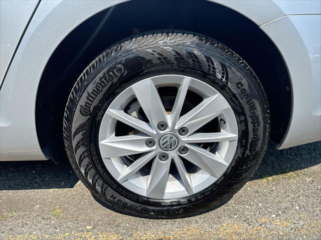 used 2015 Volkswagen Golf SportWagen car, priced at $8,800