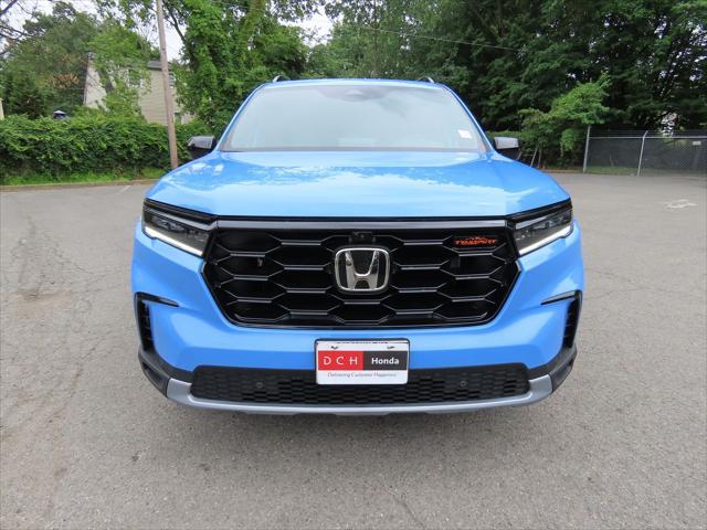 new 2025 Honda Pilot car, priced at $51,555