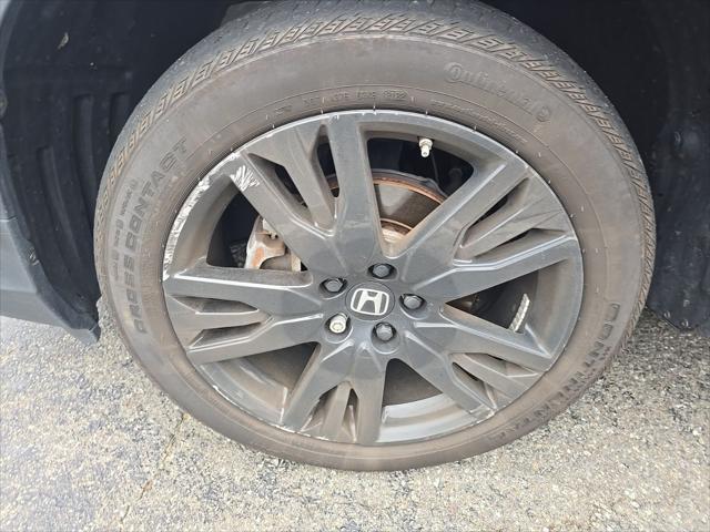 used 2022 Honda Pilot car, priced at $31,000