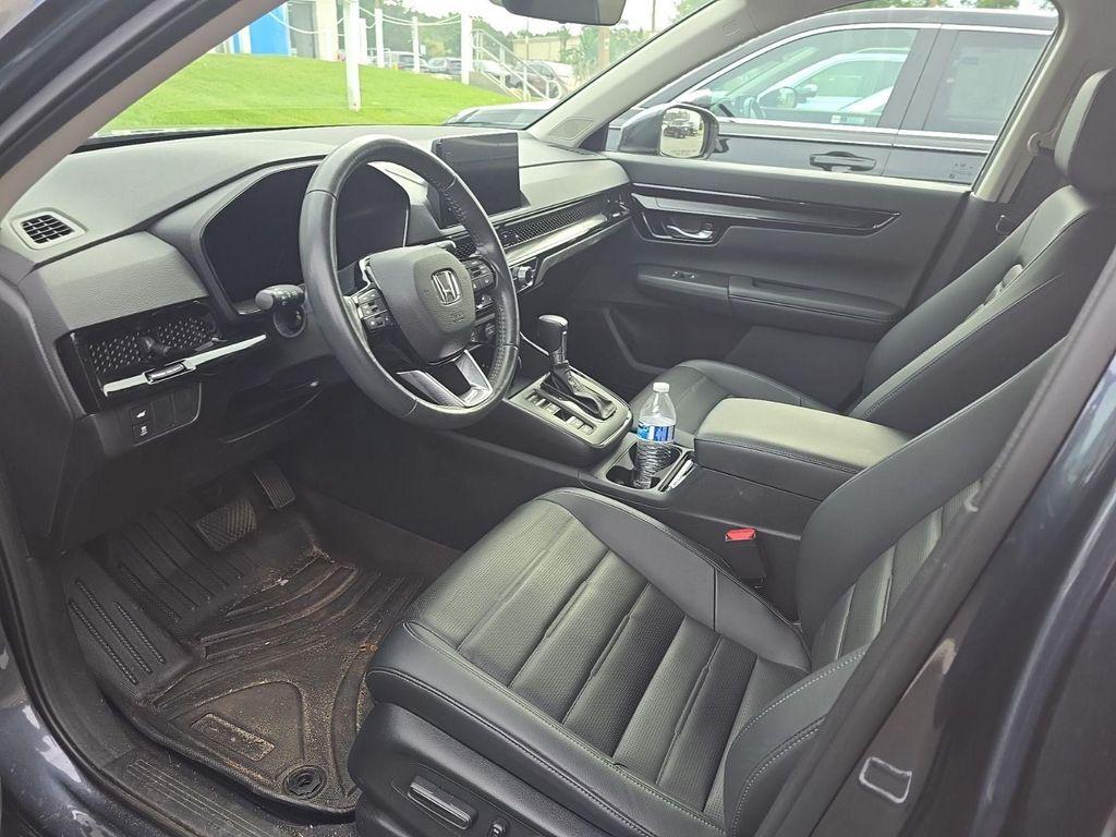 used 2023 Honda CR-V car, priced at $30,790