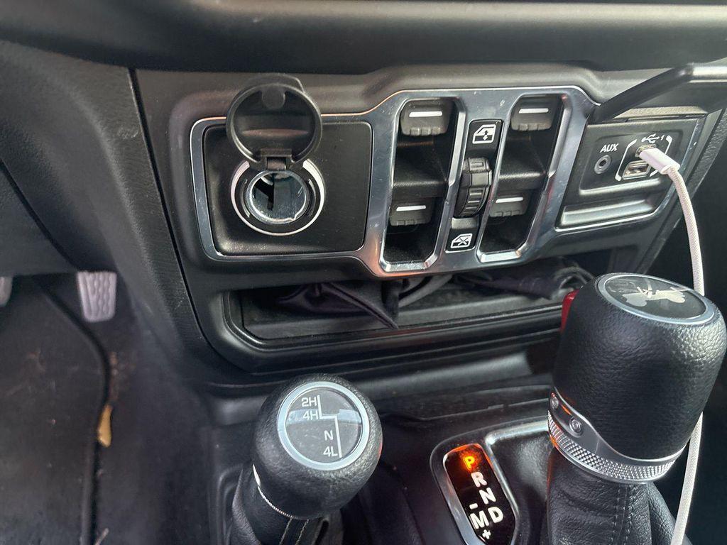 used 2021 Jeep Wrangler Unlimited car, priced at $27,490