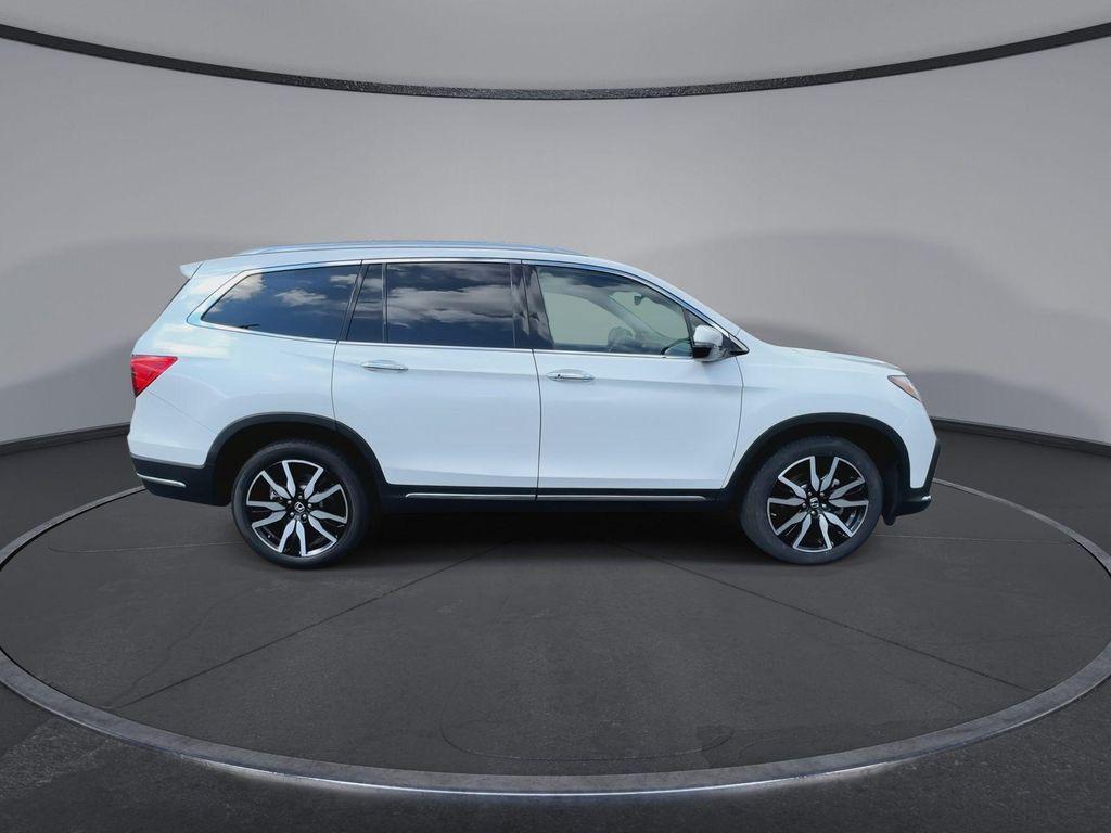 used 2022 Honda Pilot car, priced at $33,390