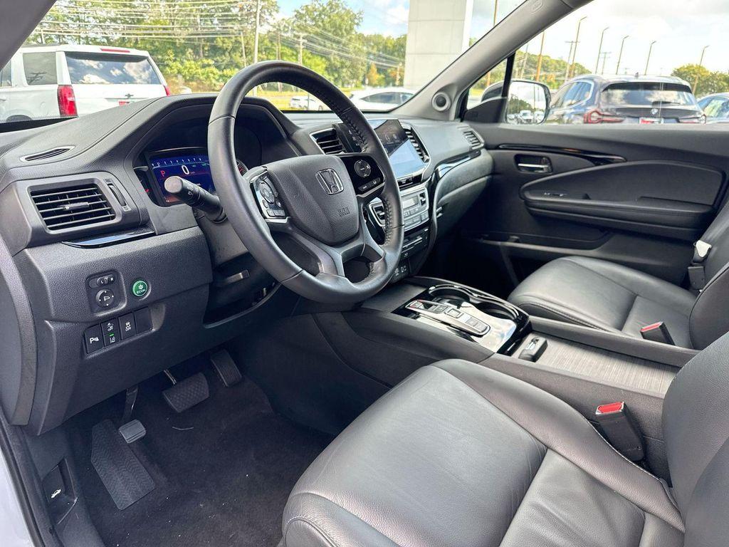 used 2022 Honda Pilot car, priced at $33,390