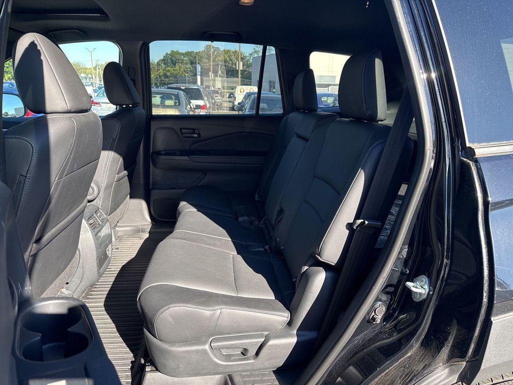 used 2022 Honda Passport car, priced at $30,590