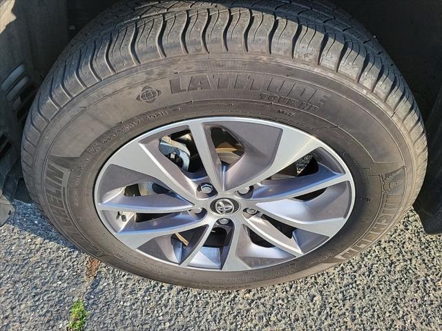 used 2017 Toyota RAV4 Hybrid car, priced at $23,824