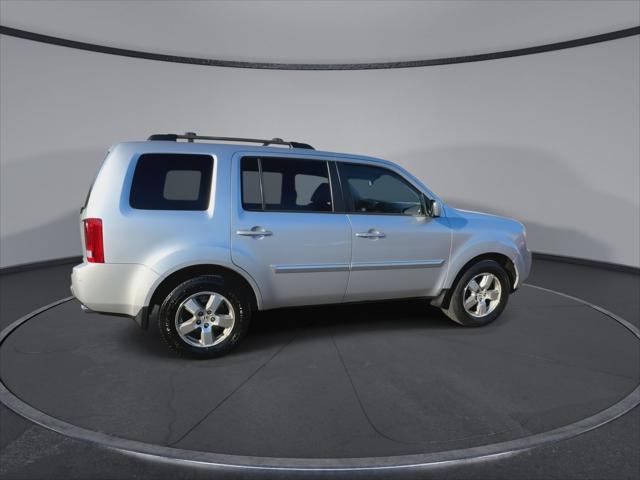 used 2011 Honda Pilot car, priced at $8,899