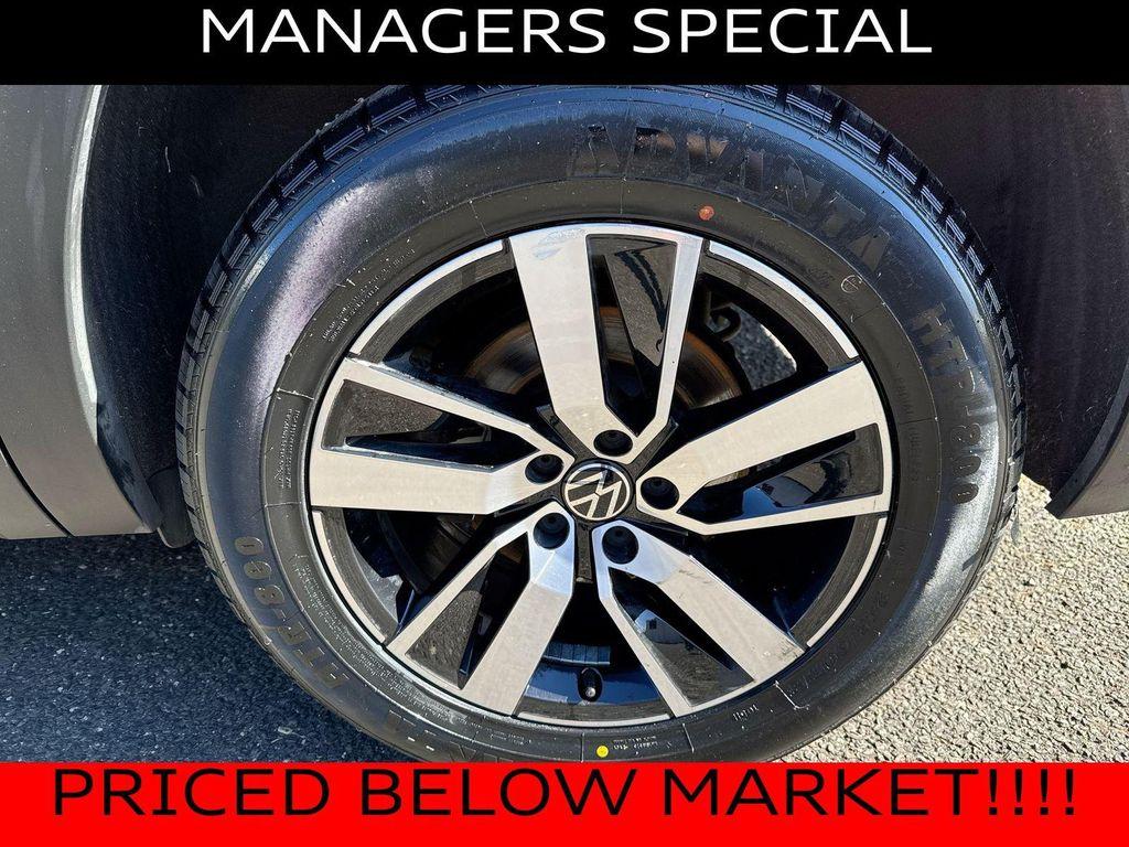 used 2022 Volkswagen Atlas car, priced at $19,490