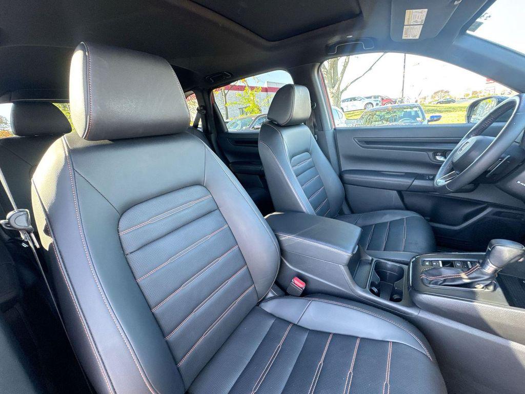 used 2024 Honda CR-V Hybrid car, priced at $30,990