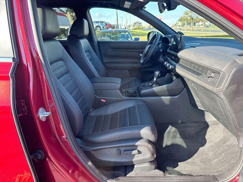 used 2024 Honda CR-V Hybrid car, priced at $30,990