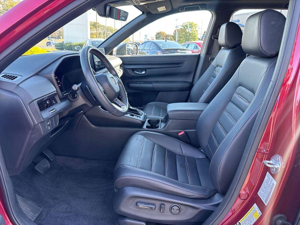 used 2024 Honda CR-V Hybrid car, priced at $30,990