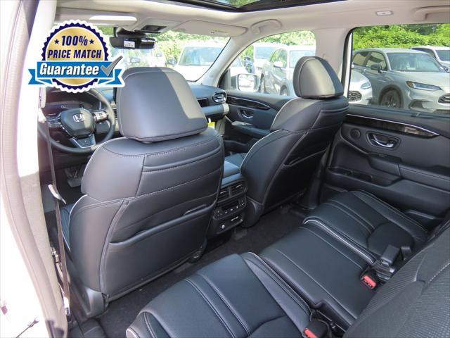 new 2025 Honda Pilot car, priced at $53,399