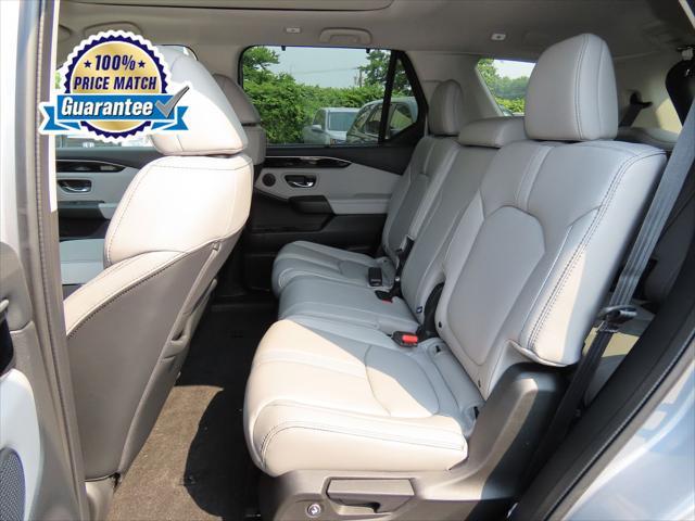 new 2025 Honda Pilot car, priced at $51,407