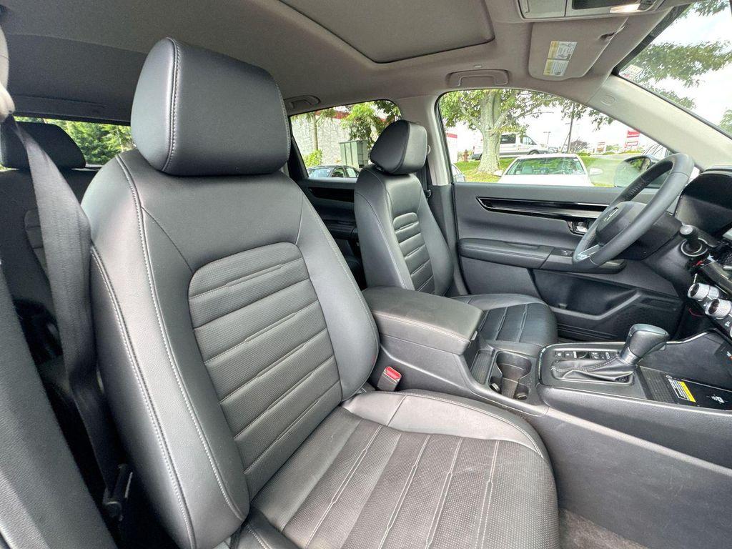 used 2024 Honda CR-V car, priced at $31,590